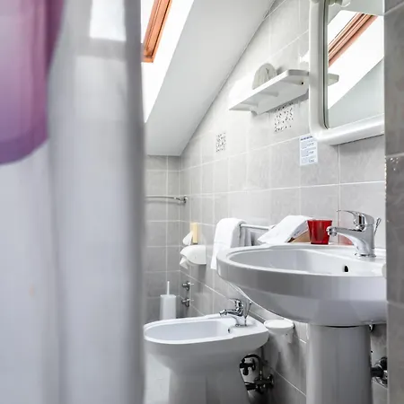 Hotel Oasi 3*