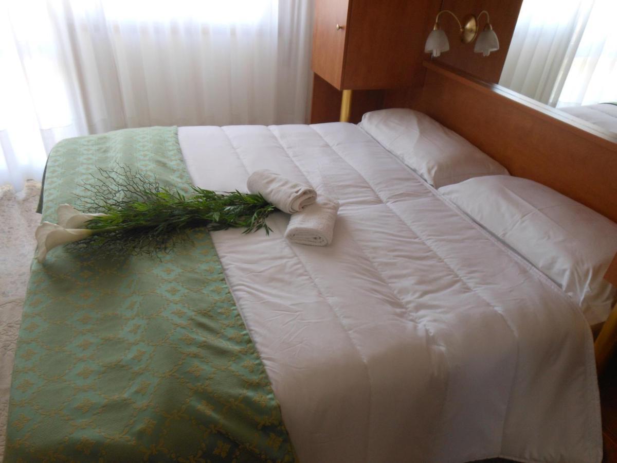 Hotel Oasi 3*