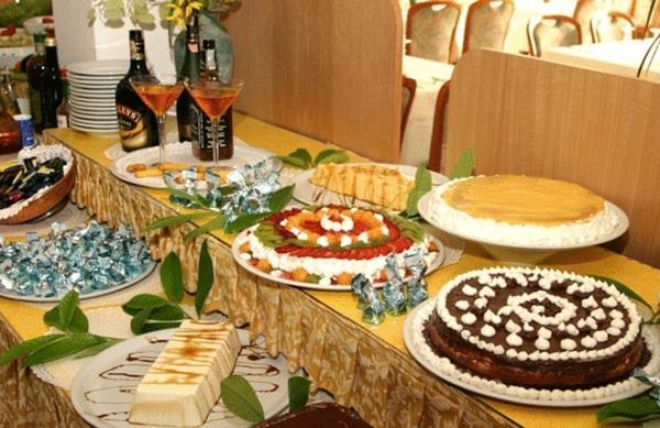 Hotel Oasi 3*